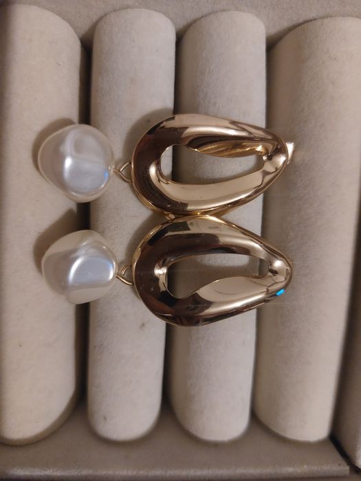 Различни видове обеци от h&m