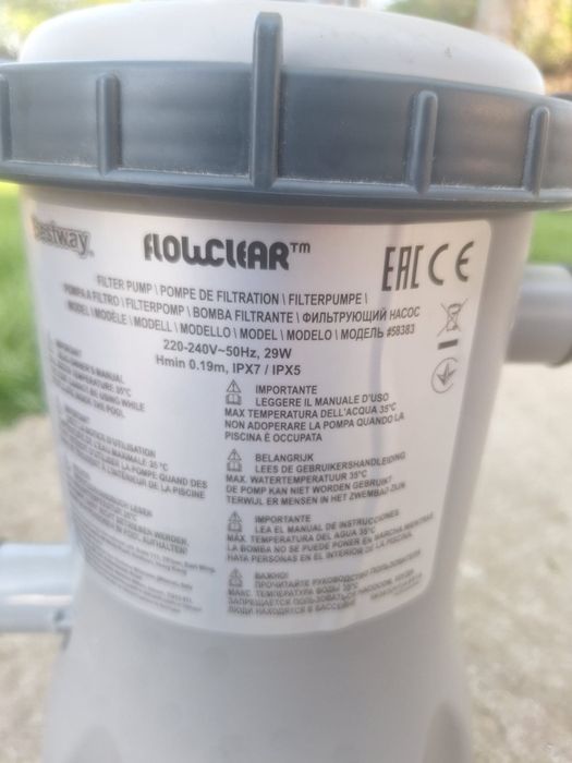 Pompa cu filtru pentru  piscina