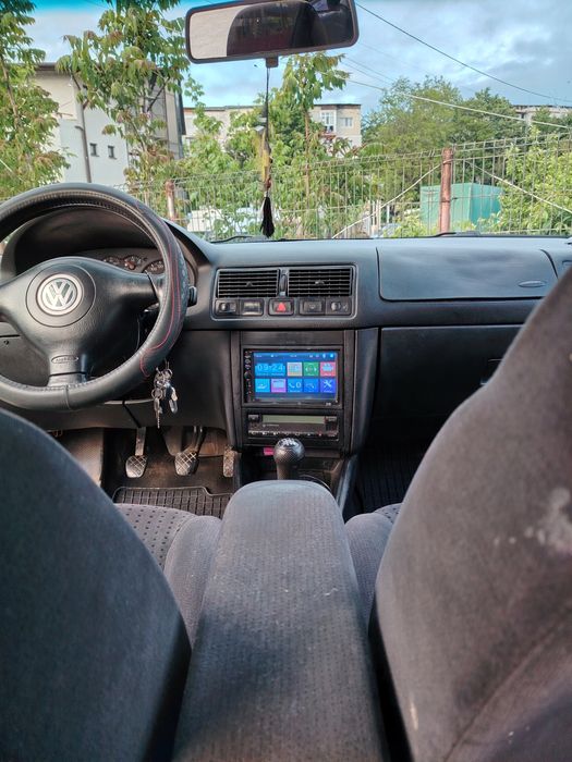 De vanzare  Golf 4
