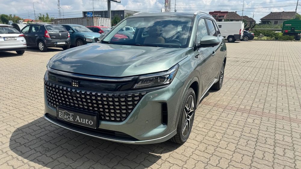 DFSK E5 2024 . Plug-in Hybrid . 1.5 benzina . 181CP . Garantie 6 ani