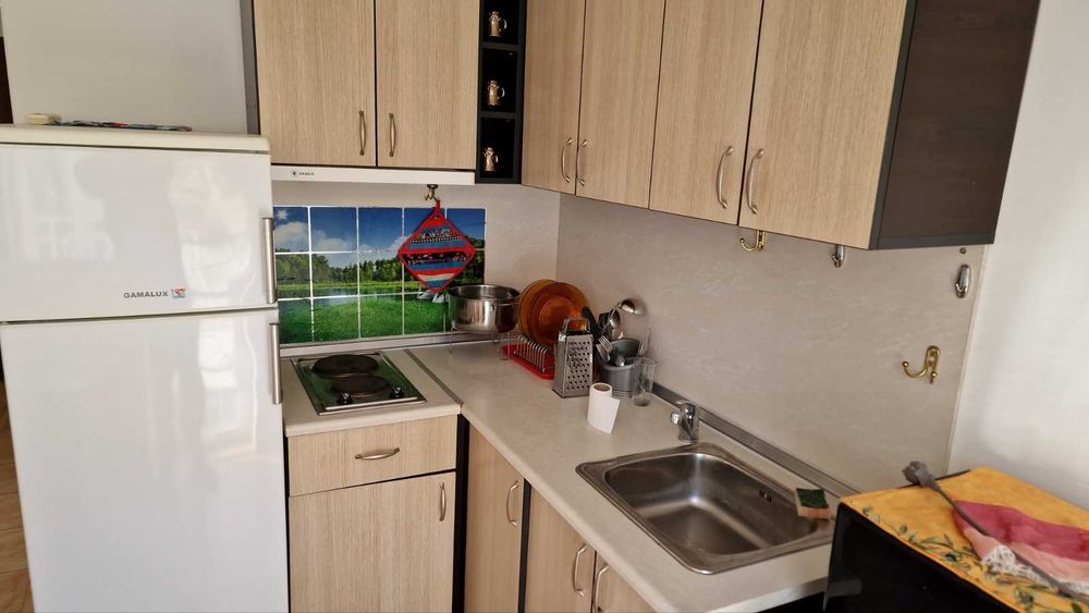 Дава се под наем Двустаен апартамент в к.к. Слънчев бряг - 65 кв.м за 178.5 € - Снимка #3