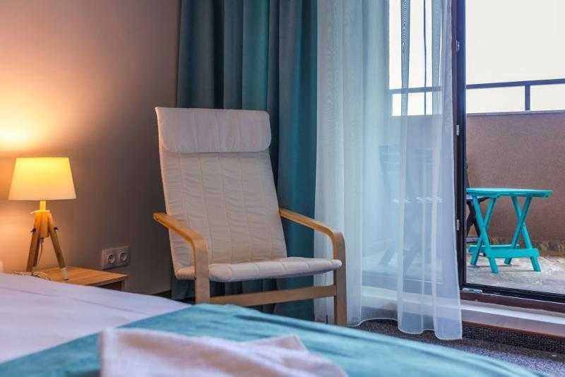 Дава се под наем Двустаен апартамент в Бургас, Зорница - 74 кв.м за 100 € - Снимка #8