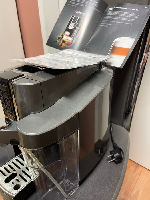 Espressor de cafea cu capsule SAECO Tchibo Cafissimo LATTE!!!