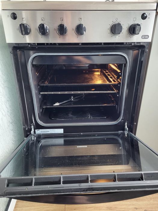 Vand Aragaz  Zanussi