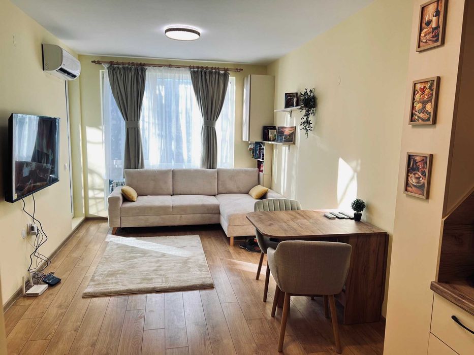 Дава се под наем Двустаен апартамент в София, Център - 65 кв.м за 697.17 € - Снимка #3