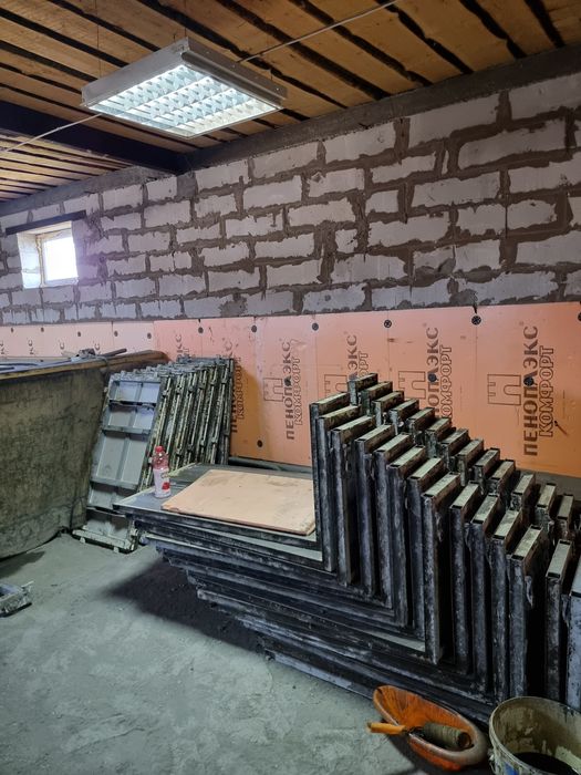 Продам дом и базу для производства