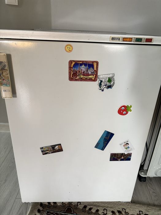 Продаю морозилник в хорошем состояние