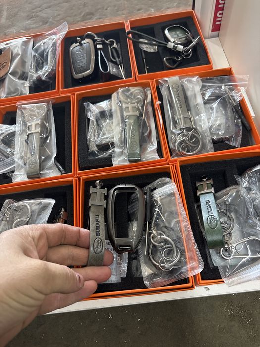 Чехол для авто металиссеческий