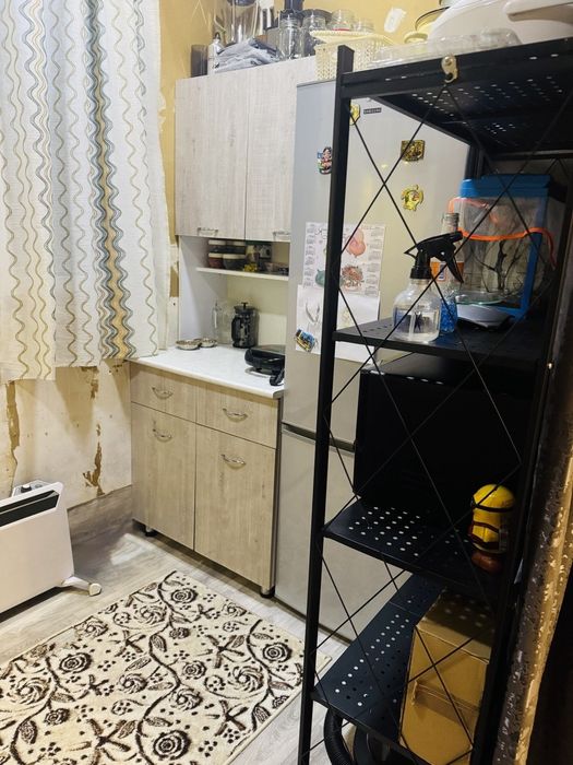 Продаётся квартира 10квартала Чиланзар 1в2/4/4