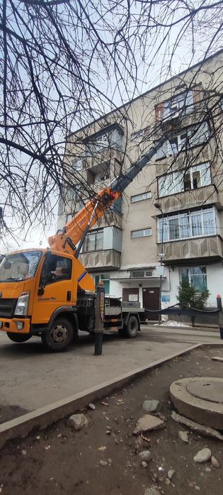 Автовышка работаеем