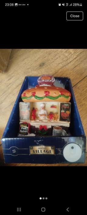 Figurină sat de Crăciun Magic Village – Fast Food Burger cu lumini