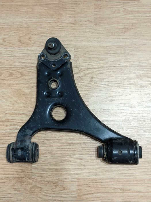 Преден носач за Мерцедес А Б класа Mercedes A B class ходова част