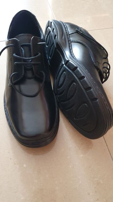 Pantofi din piele pentru barbati