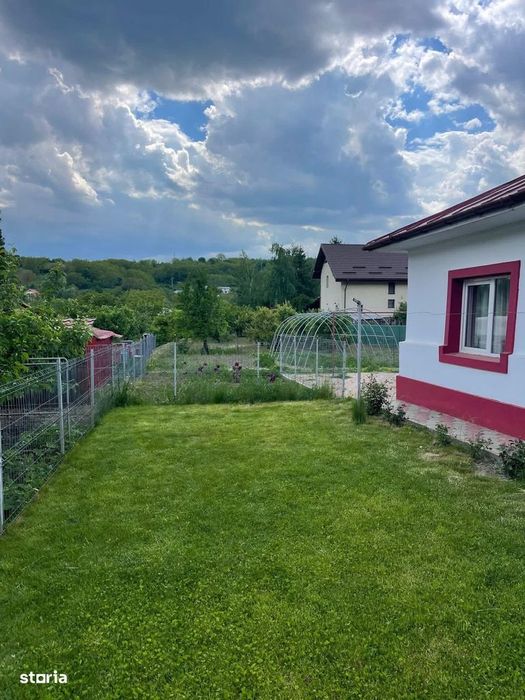 Casa parter,Margineni-centru,teren 1366 mp