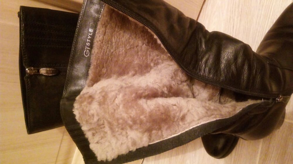 Продам зимние сапоги