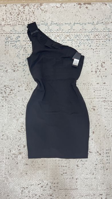 Новые два платья за 6000 тг