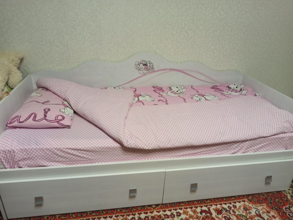 Продам детскую кровать