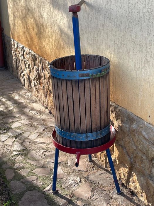 Presa struguri sau alte fructe