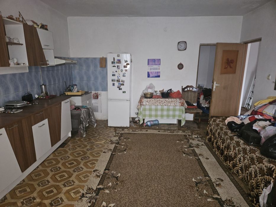 Casa de vanzare cu etaj