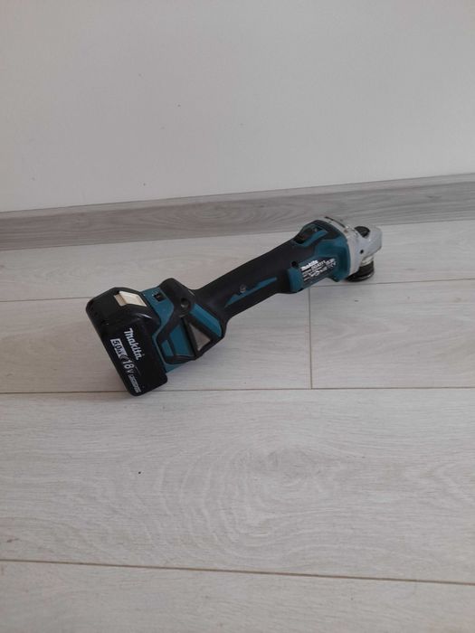 Makita DGA511Z ъглошлайф
