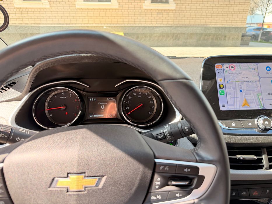Автомобиль Chevrolet Onix Premier. Идеальное состояние