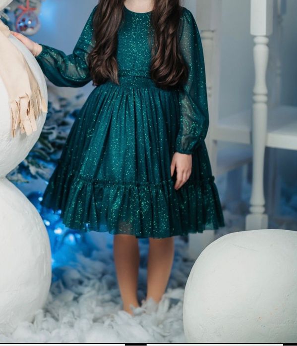 Рокля с колан и диадема