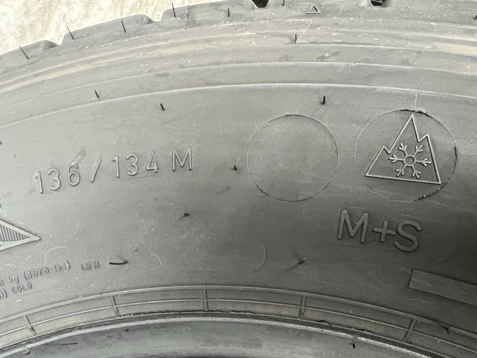 4 тежкотоварни гуми 245/70 R17.5 Goodyear KMax D 136/134M M+S DOT2021