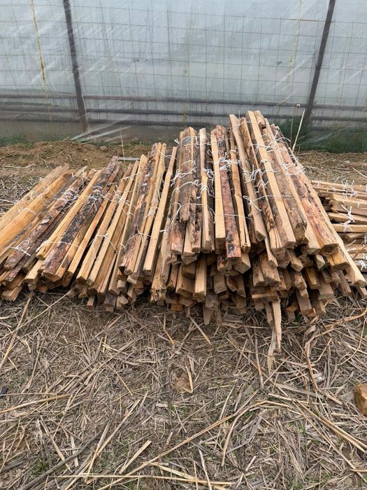 Ағаш стойкалар теплицаға