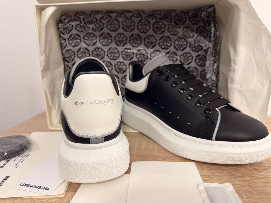 ! Reducere ! Adidasii alexander Mcqueen negrii reflective
