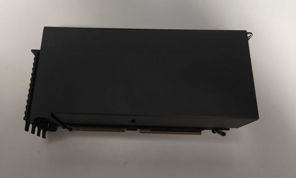 placa video MAC pro AMD Radeon Pro W5700X 16GB