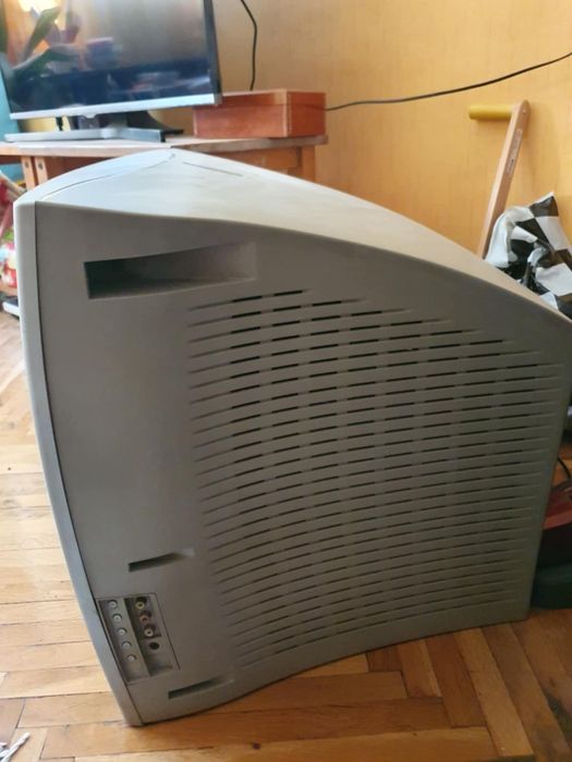 ПОДАРЯВАМ Работещ телевизор НЕО