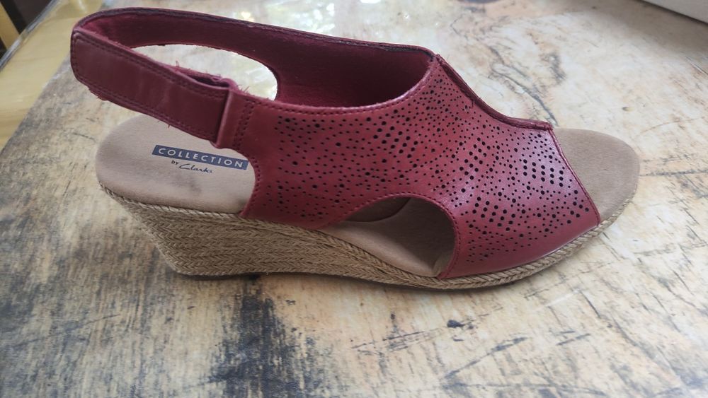 Босоножки . Clarks.