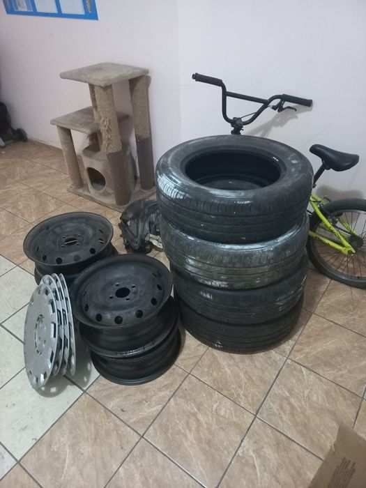 Шина 195×60×15 летний