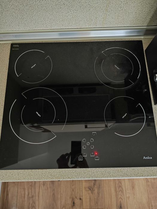 Продава кухня "Метрон" с уреди