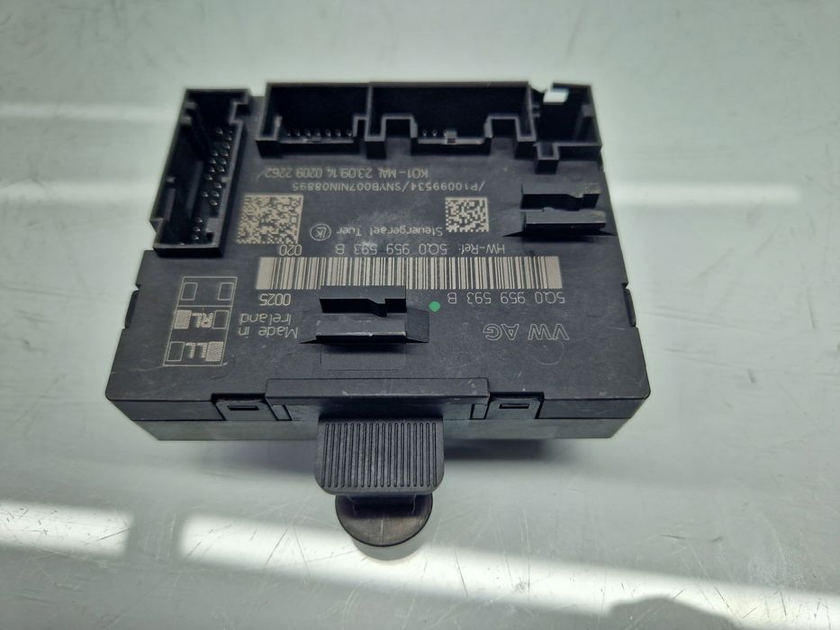 Modul confort Volkswagen Passat B8 (3G2) [Fabr 2015-prezent] 5Q095959