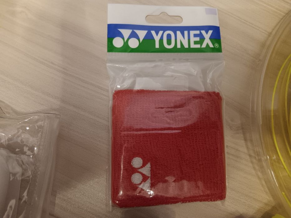 Wilson, YONEX, Head, pro's pro, накитник,грипове,антивибратори,корда