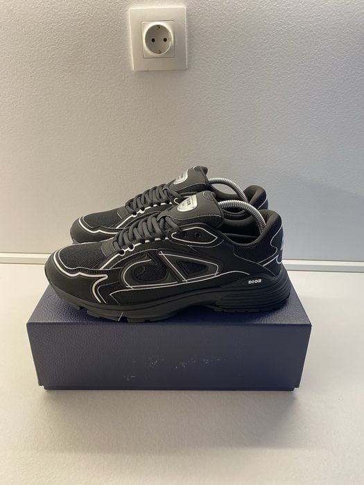 Dior b30