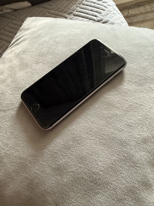 Продам Айфон 6s в рабочем состоянии