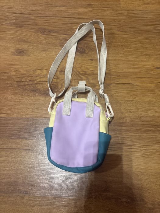 Детска чантичка на ЗАРА 10евро , малка е, чисто нова, не е използвана