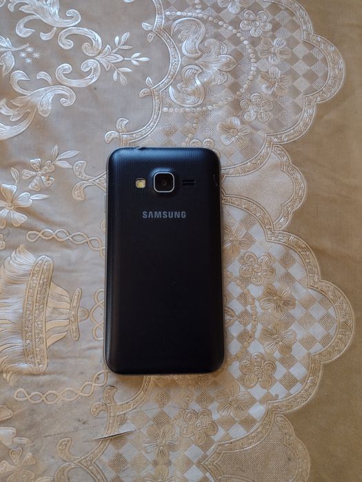 Vând telefon mobil Samsung Galaxy j1 mini