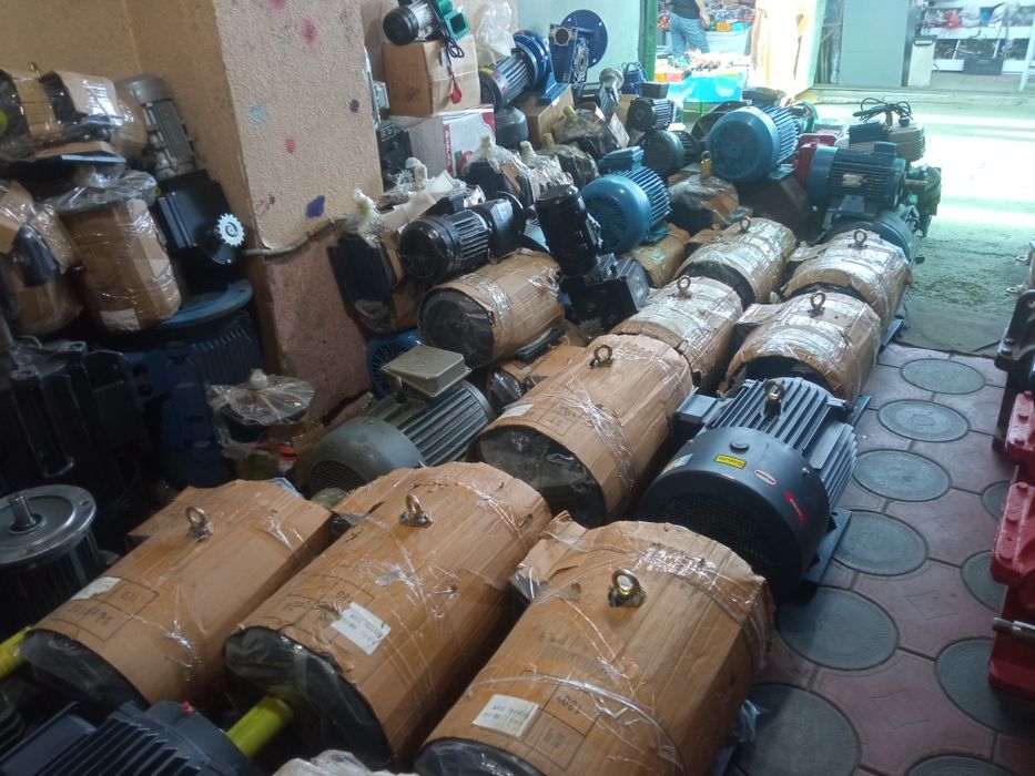 Barcha turdagi mator reduktorlar bor