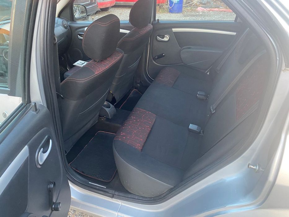 Dacia Logan 2010 - 1.6 8v 90CP - Clima /Inmatriculata, stare tehnica foarte buna!