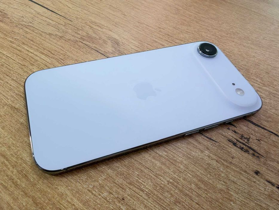 iPhone Air 256GB Sky Blue - Baterie 92% - Garantie 24 Luni