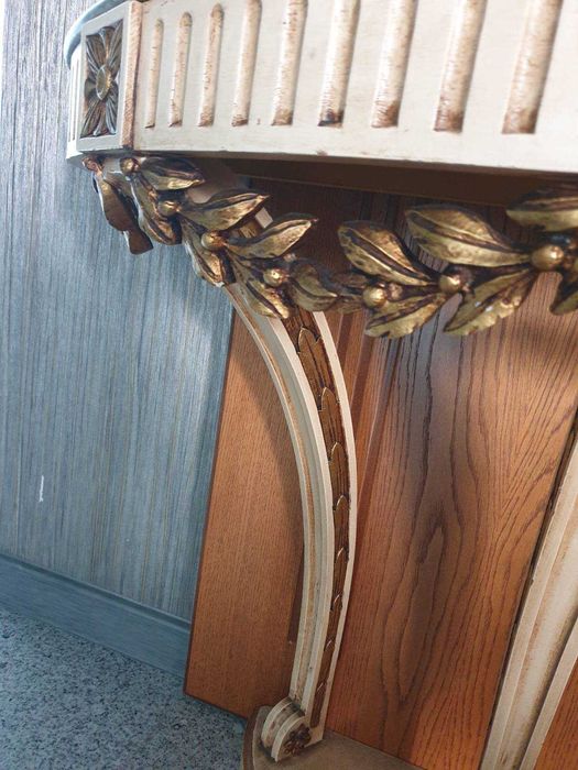 Барокова тоалетка/конзолна масичка/маса с огледало-мрамор-дърворезба