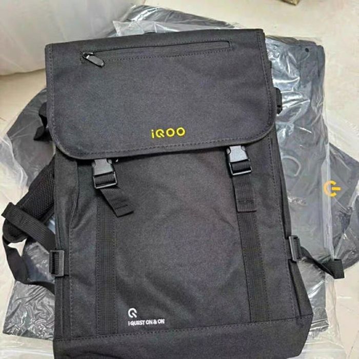 Фирменный рюкзак IQOO