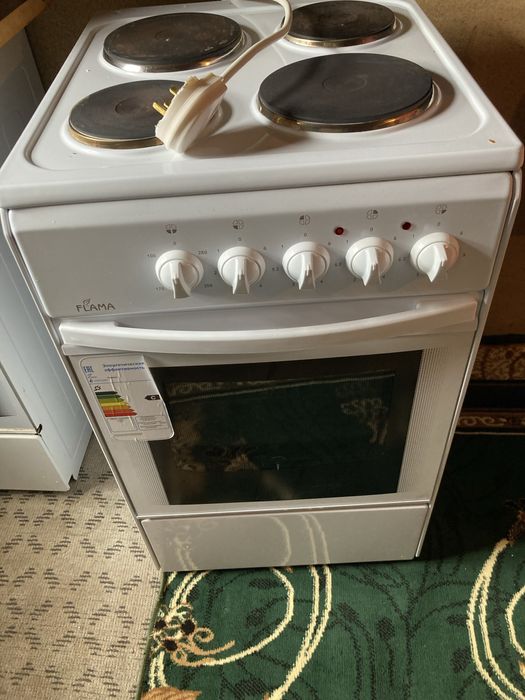 Продам электроплиту . Новая