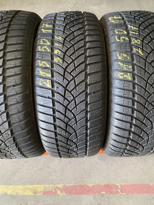 Anvelope iarna 215/50/17 Goodyear Ultra Grip Performance 215 50 17 R17