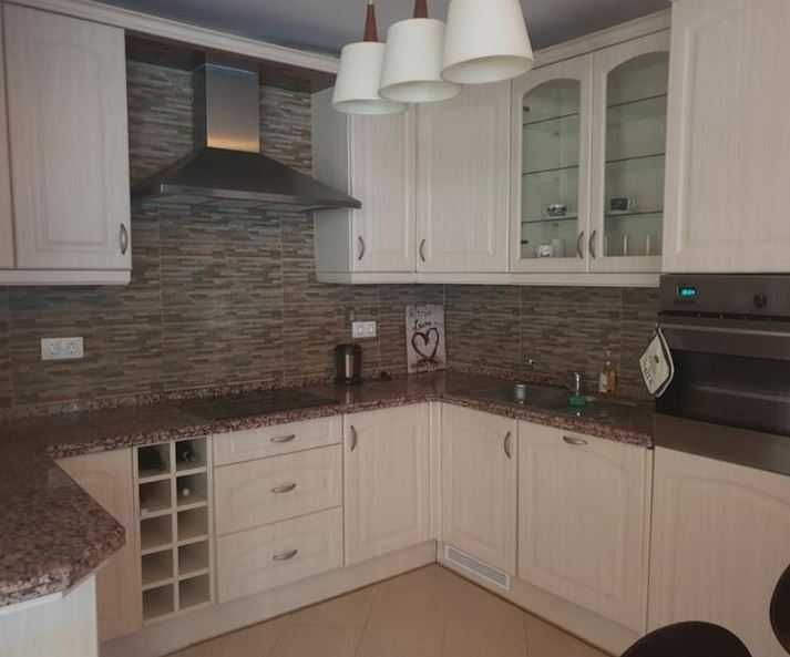 Продава се Тристаен апартамент в София, Витоша - 103 кв.м за 1941 €/кв.м - Снимка #1