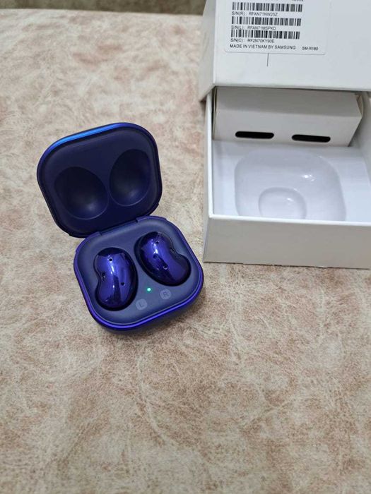 Продам наушники BUDS LIVE!