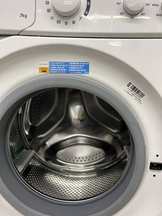 Пералня Indesit 7 кг – отлично състояние, напълно работеща